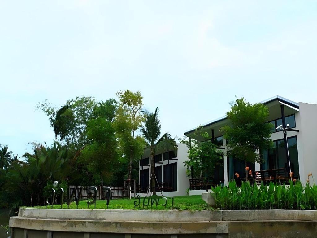 Samut Songkhram Lumphawa Amphawa Resort מראה חיצוני תמונה